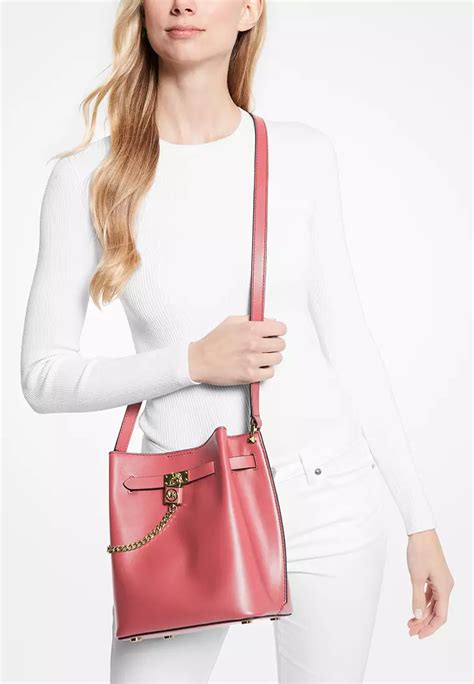 michael kors hamilton messenger travel|Hamilton Legacy Medium Leather Messenger Bag .